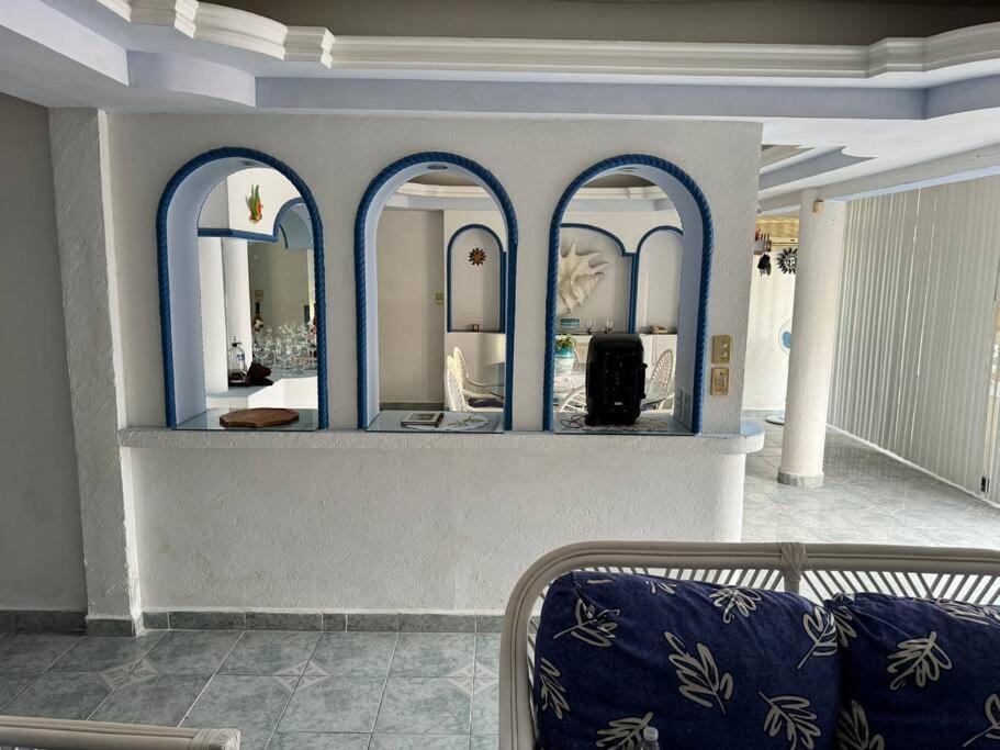 Вилла Blue Coast With Pool And Ocean View 10 To 35 P Акапулько Экстерьер фото